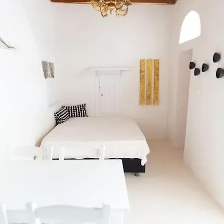 Twin House In Lefkes Ii *